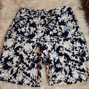 Classic element size 8 blue floral Bermuda‎ shorts